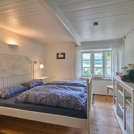 Landfein Haus *